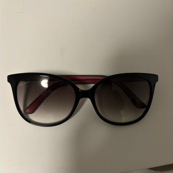 Gucci sunglasses/ Lunettes Gucci - Picture 2 of 9